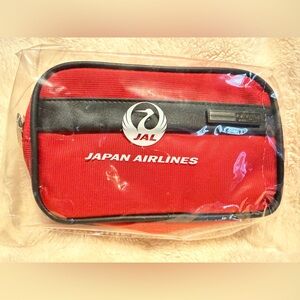 Japan Airlines JAL Business Class Amenity Kit Pouch Zero Halliburton Red Sealed